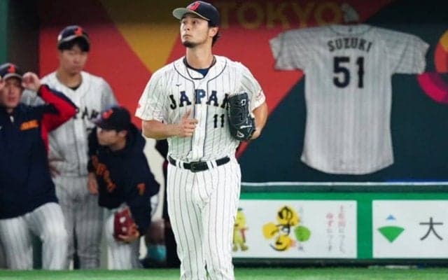 ダルビッシュ認める？「ついにバレてしまいました」　謎の誠也ユニ「×」の“犯人”