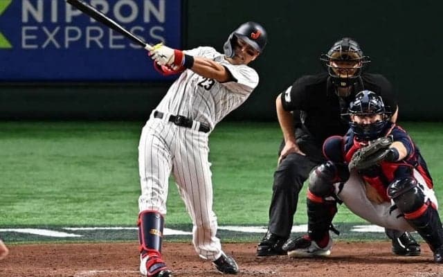 侍ジャパンで躍動するヌートバー「５割７分」の高出塁率を支えるポイントは？日本一の投手コーチが分析