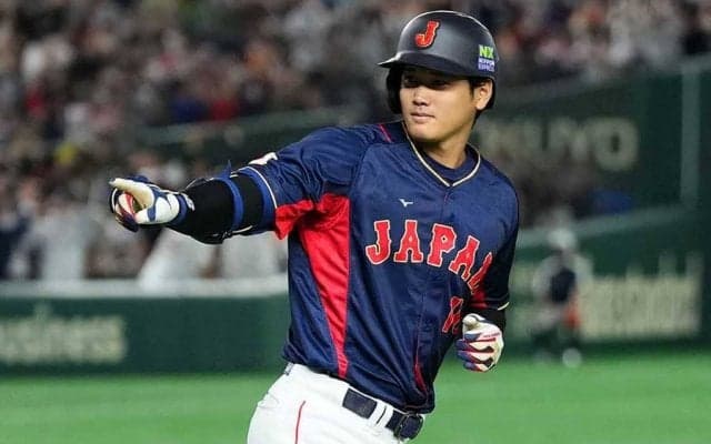 大谷翔平、看板直撃のWBC初アーチは「いい景色」　大観衆の声援は「まあまあでした」