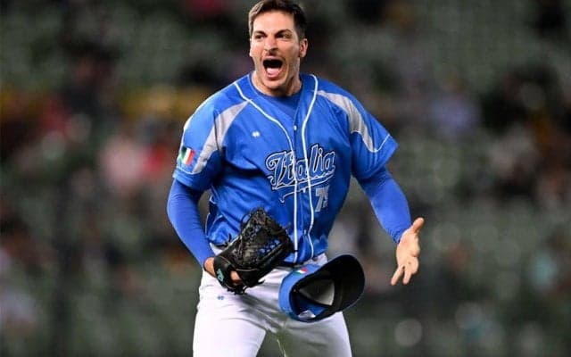 侍J、準々決勝の相手はイタリアに決定　2位突破決め喜び爆発、敗れたオランダは呆然