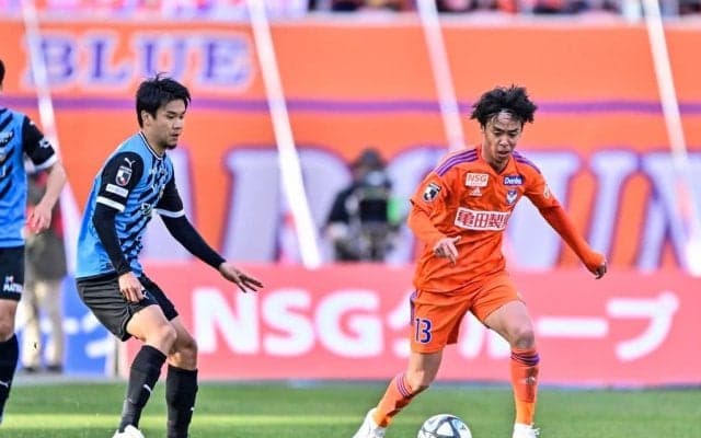 「これ入ってたら年間ベストゴールだった」新潟MF伊藤涼太郎が川崎戦で見せた「PA外からのループシュート」が注目浴びる！「天才」「ファンタジスタ」の声が出た衝撃プレー