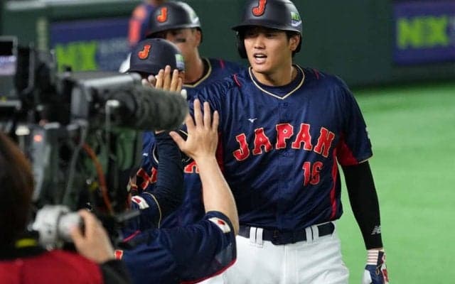 大谷翔平、しれっと“照れデスターシャ”披露　看板弾後に見せたポーズにファン歓喜