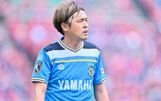 【J2「混迷」】「J1昇格候補」磐田、ATに大宮・ブラジル人FWの豪快ヘッドに沈む！黒星先行も遠藤保仁が語った“光明”(1)