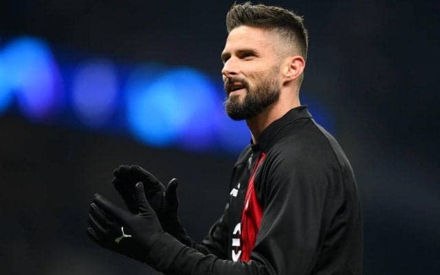サッカー界きってのイケメンFWジルーの兄が“そっくり”だけど何かが違う「未来から戻ってきたジルーだ」「ウィッグをつけただけだろ」