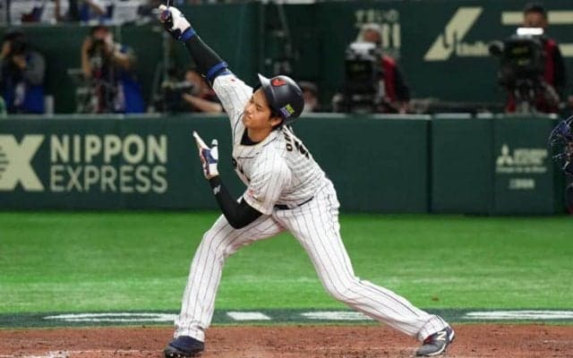空振り写真とともに「額に飾る」　大谷翔平を三振斬り…チェコ代表が再会に笑顔