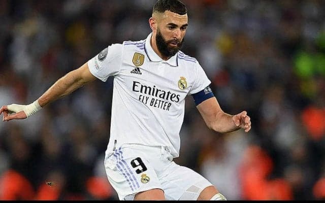 ベンゼマ＆メンディが復帰！　マドリーがリバプール戦招集メンバー発表《CL》