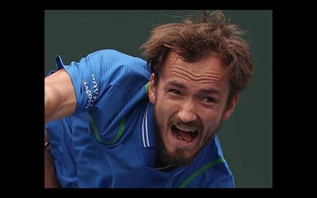  メド、ズベレフ撃破で初8強 