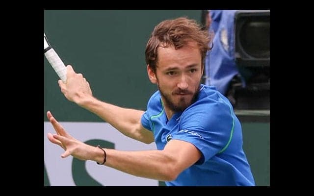  メド右足首負傷「痛み増した」 