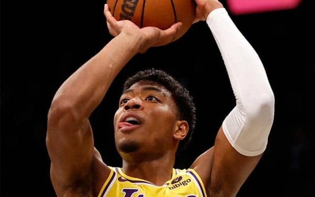 長距離砲の雨を降らせたレイカーズがペリカンズを撃破…八村は2本の3Pを含む12得点