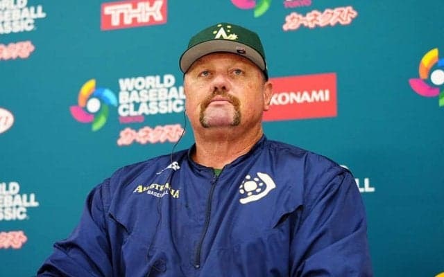 日本での同僚に「引退おめでとう」　決戦直前の豪州監督が“再会”に感謝「お互い尊敬」
