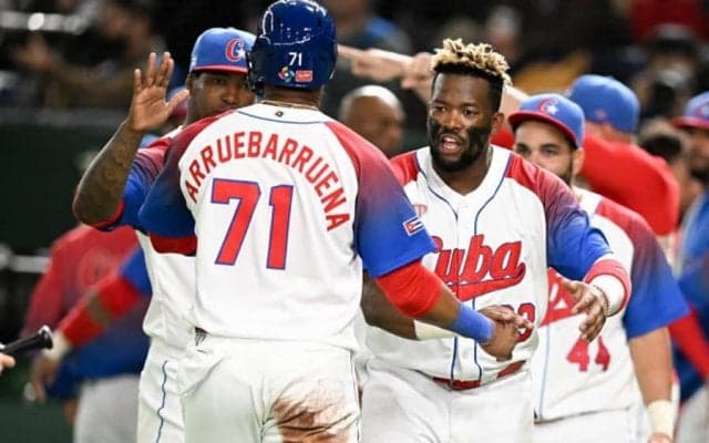 キューバが4強進出一番乗り　デスパイネが決勝犠飛…NPB勢の活躍で豪州に辛勝