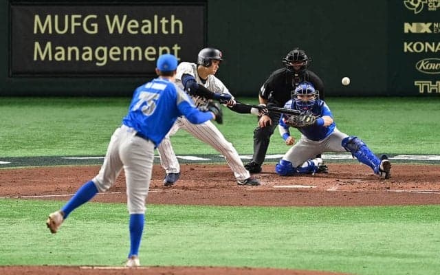 【WBC】「電光石火の速さ」大谷翔平、セーフティバントで出塁　「Sho Good」と米称賛、岡本和真の3ランでホーム踏む　