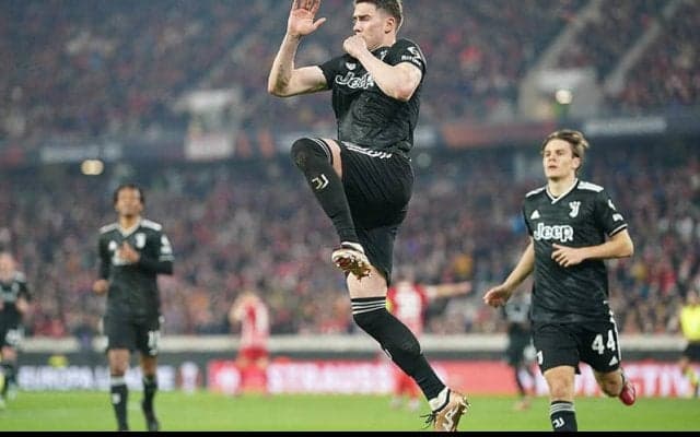 堂安先発の10人フライブルクに連勝のユベントスがベスト8進出《EL》