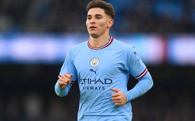 シティがアルゼンチン代表FWアルバレスとの契約を2028年まで延長！