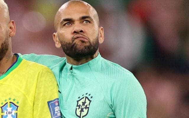 「恐ろしい数か月だった…」レイプ疑惑で逮捕されたダニエウ・アウベス、妻が離別を報告「これからもずっと彼を愛します」