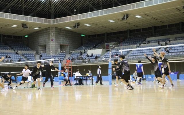 デフバレーボール日本一が決定　大阪のチームが男女アベック優勝