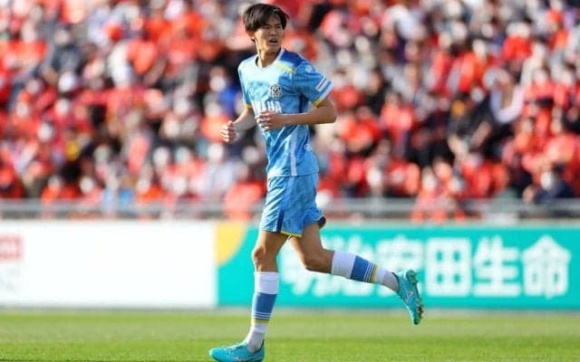 「権田から決めた！」J2磐田の高校2年生FWが静岡ダービーで「会心ゴール」！ 今季3得点目で得点ランキング1位になった衝撃の逸材