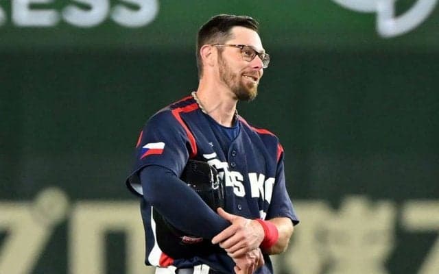 「日本文化素晴らしい」　チェコ野手一家が“東京見物”…おみくじ初体験に感動