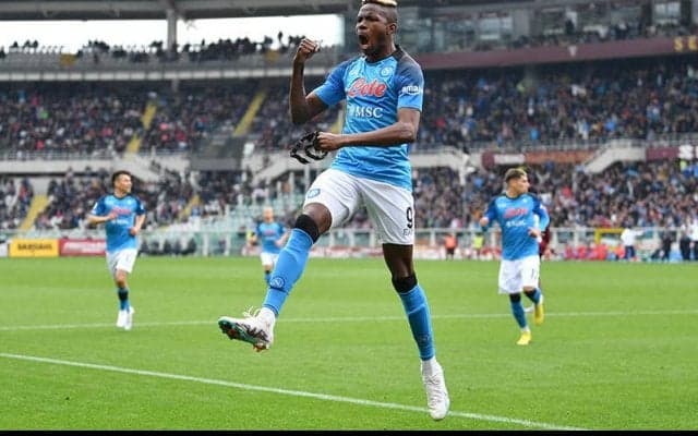 オシムヘンのドッピエッタなど4発のナポリがトリノに圧勝《セリエA》