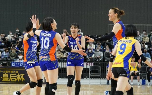 V1女子　東レがV・レギュラーラウンドで優勝　埼玉上尾はＶ・ファイナルステージ進出を決める