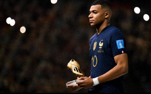 フランス、ムバッペを新キャプテンに抜擢か…指揮官がグリーズマンとの二択で決断