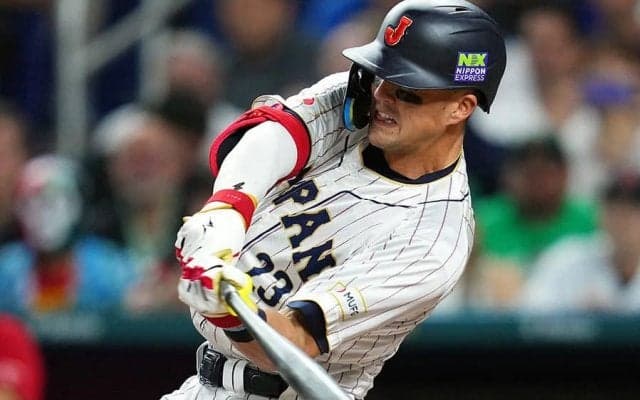 侍、村上の“復活弾”から逆転に成功！　同点ソロ→ヌートバーの内野ゴロで勝ち越し