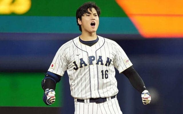 【WBC】大谷翔平、二刀流ならではの珍事…　一度はブルペン待機も、味方の好機到来で急いでベンチへ