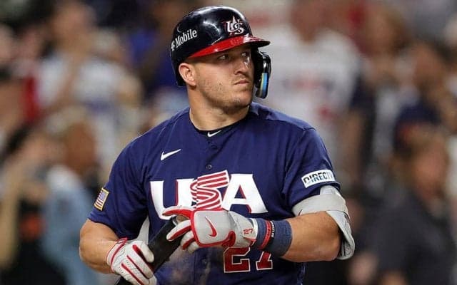 惜敗トラウトは悔しさ露わ「つらい結果」　同僚・大谷の前に空振り三振…ベンチで呆然