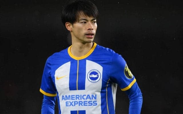 三笘薫がブライトン男子チームの“顔”に！全試合でゴール関与中の FAカップでクラブの公式イラストに起用