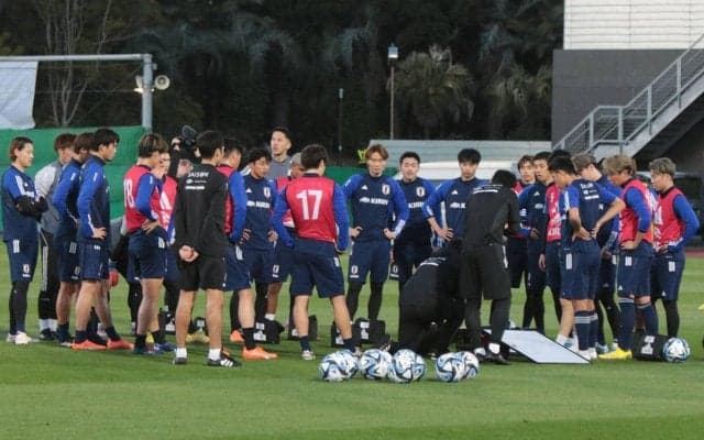 日本代表背番号が発表！背番号「10」は空き番号、初招集のバングーナガンデ佳史扶は先輩・長友佑都の「5」に決定