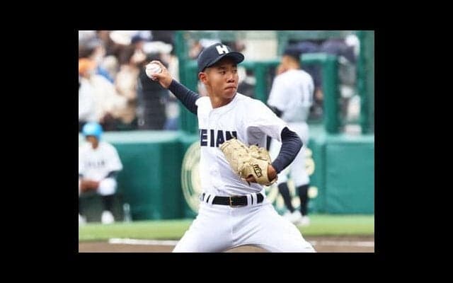 龍谷大平安の逆転劇を呼んだ「補欠だった」選手たち エースが後ろを託すのは「練習が好きじゃなかった」同級生