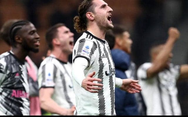 ユーベとの契約満了迫るも「僕は落ち着いている」、ラビオは残留の可能性示唆「トリノでは良い気分」