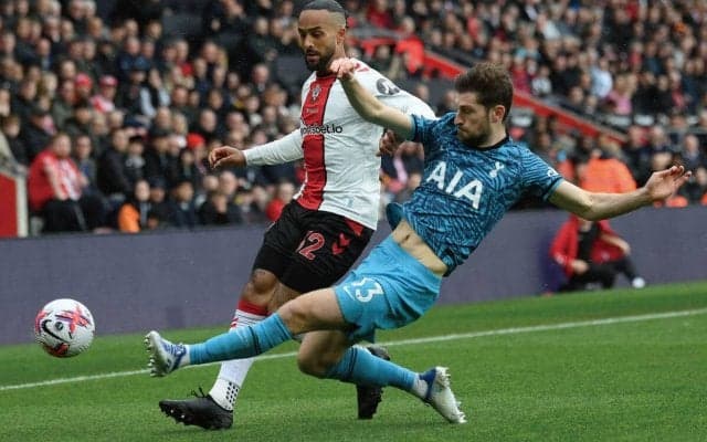 コンテ監督解任目前のトッテナム、主力DFベン・デイビス長期離脱で3バックから4バックへ？