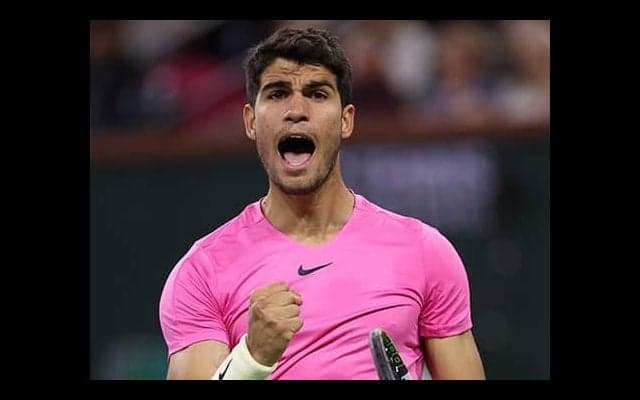  「彼はナダルとフェデラーの中間」 