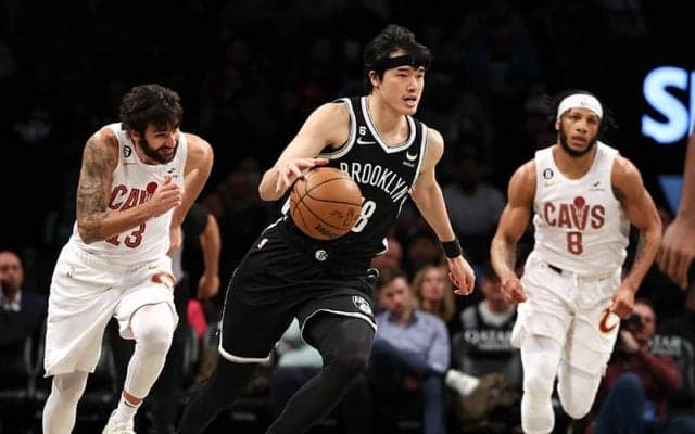 まさかの逆転弾をキャブスに沈められネッツが5連敗…渡邊雄太は攻防両面で存在感を発揮