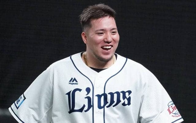 杉谷拳士氏がベルーナDで“山川イジリ”　「シャンパンの開け方わからず…忘れません」