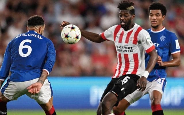 PSVの191cm大型MFサンガレにアーセナルら関心、リリース条項は…