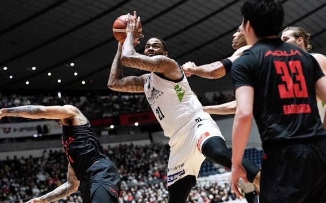 大接戦の末に北海道が金星を獲得…A東京のホームゲーム連勝記録は「19」でストップ