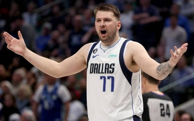 マブスがホーネッツ相手にまたもや敗戦…ドンチッチはテクニカル累積で次戦が出場停止へ