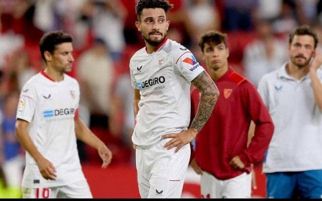 テレス、ひとまずユナイテッド復帰の見通し…セビージャとのローン契約に買取OPなく