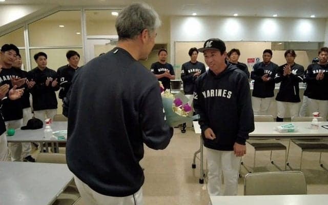 吉井監督と選手の「距離感めちゃいい」　WBC経て合流…公式YouTubeの再生回数50万超