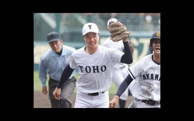 チャンスを逃して東邦の監督は「ごめん！俺のせいだ」→選手たちに笑い ベンチの雰囲気が窮地を救うファインプレーも生んだ