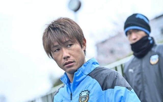 川崎、車屋紳太郎が練習に完全合流！ 開幕戦で全治6週の負傷を負うも、札幌戦を前に最終ラインの要が軽快な動きを見せる