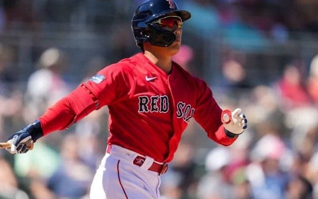 「“マッチョマン”が変貌させるか」吉田正尚を米メディアが救世主に指名！５５５本塁打のレジェンドと重ね「並外れた才能の持ち主」