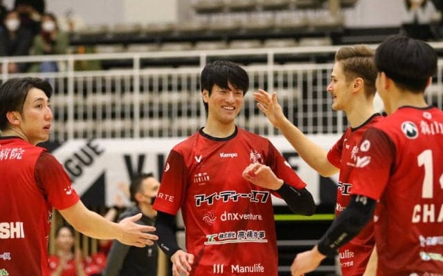 ヴォレアスが2年連続V V2男子の最終順位と個人賞が決定