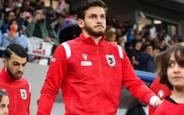 ツイッターで大人気の駐日ジョージア大使の投稿にサッカー界のニュースターが登場！「まじか！」「羨ましすぎる」