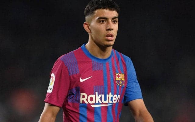 バルサの18歳FWイリアスが今夏退団へ…関心寄せるリーズのSDは才能ベタ褒め「我々のレベルを引き上げる」