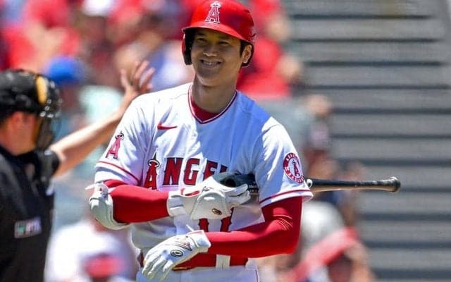 【MLB】どアップ大谷翔平が「かわいすぎ」　“バット蘇生”も…まさかの珍場面に「愛しかない」