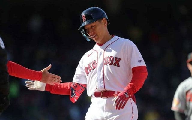 【MLB】吉田正尚、開幕戦マルチ安打＆初打点「いい経験になりました」　大歓声に「応えたい」