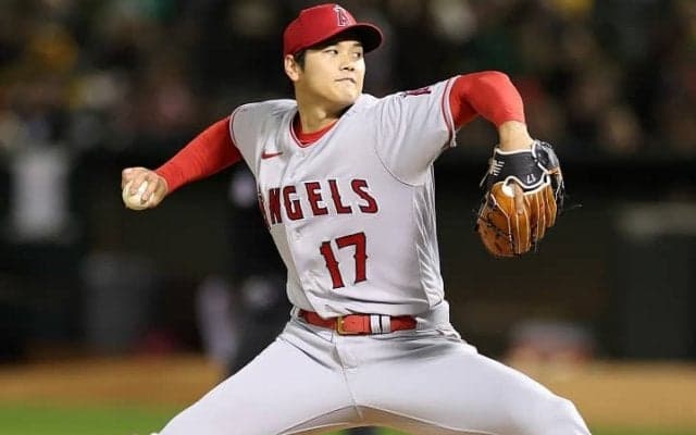 「オオタニも思わず絶句した」大谷翔平を救った“ノールックキャッチ”に米メディアが興奮！